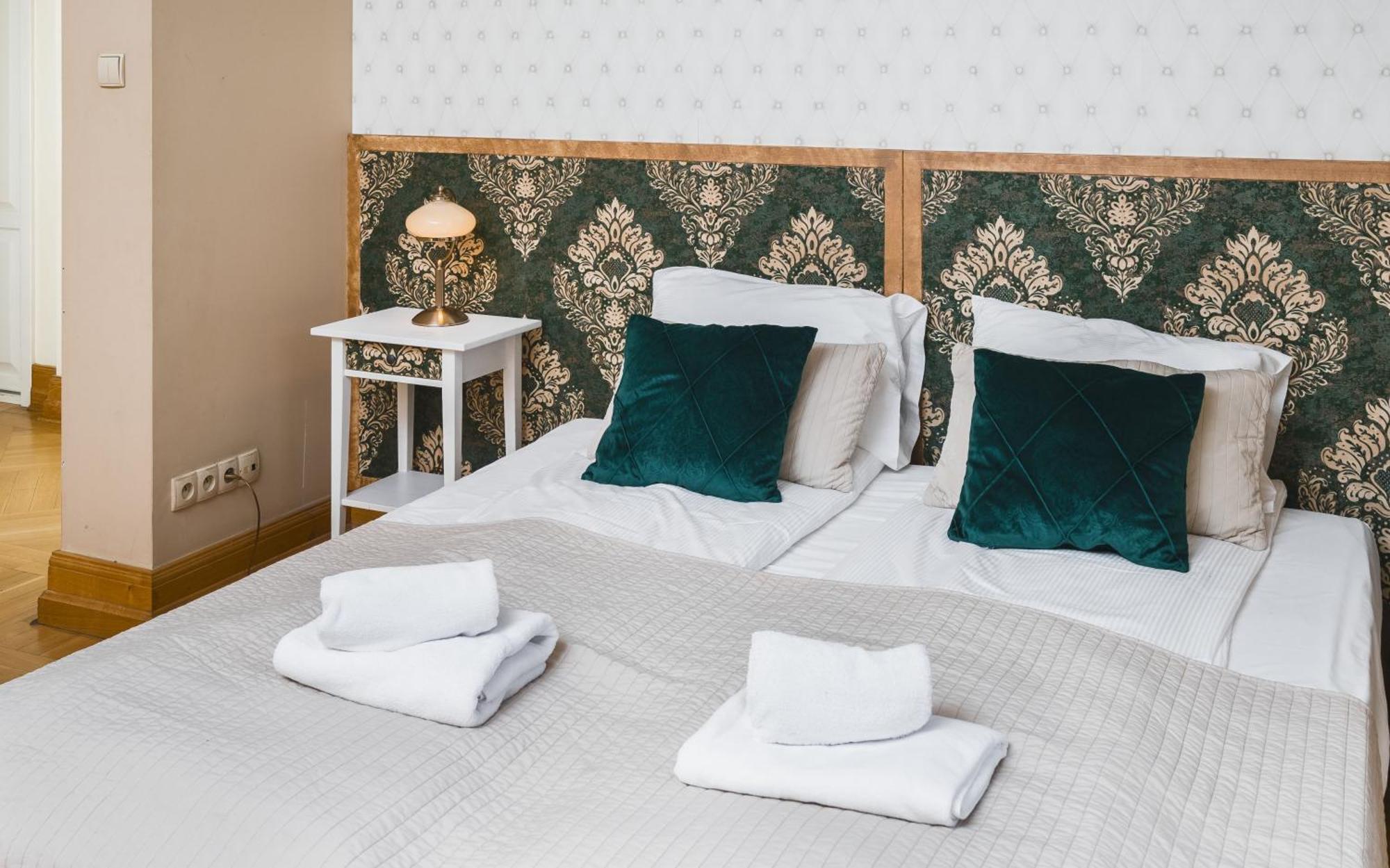 Apartamenty W Palacu Pod Baranami Краків Екстер'єр фото