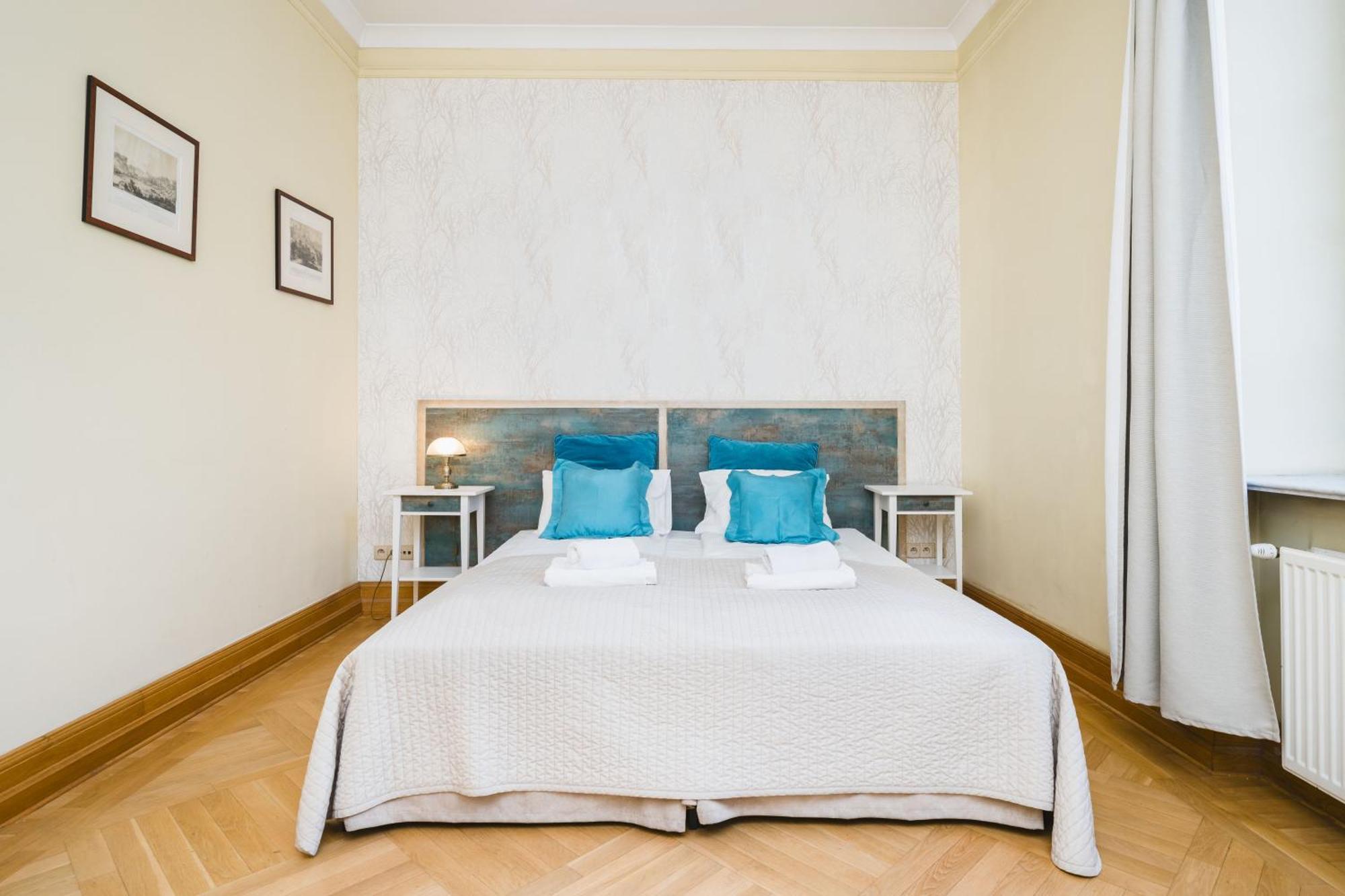 Apartamenty W Palacu Pod Baranami Краків Екстер'єр фото